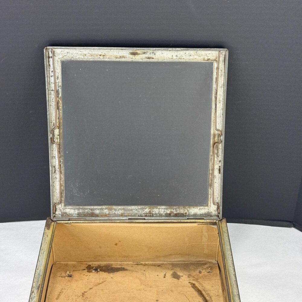 Vintage National Biscuit Company Nabisco Display Box With Glass Lid - Picture 3 of 16